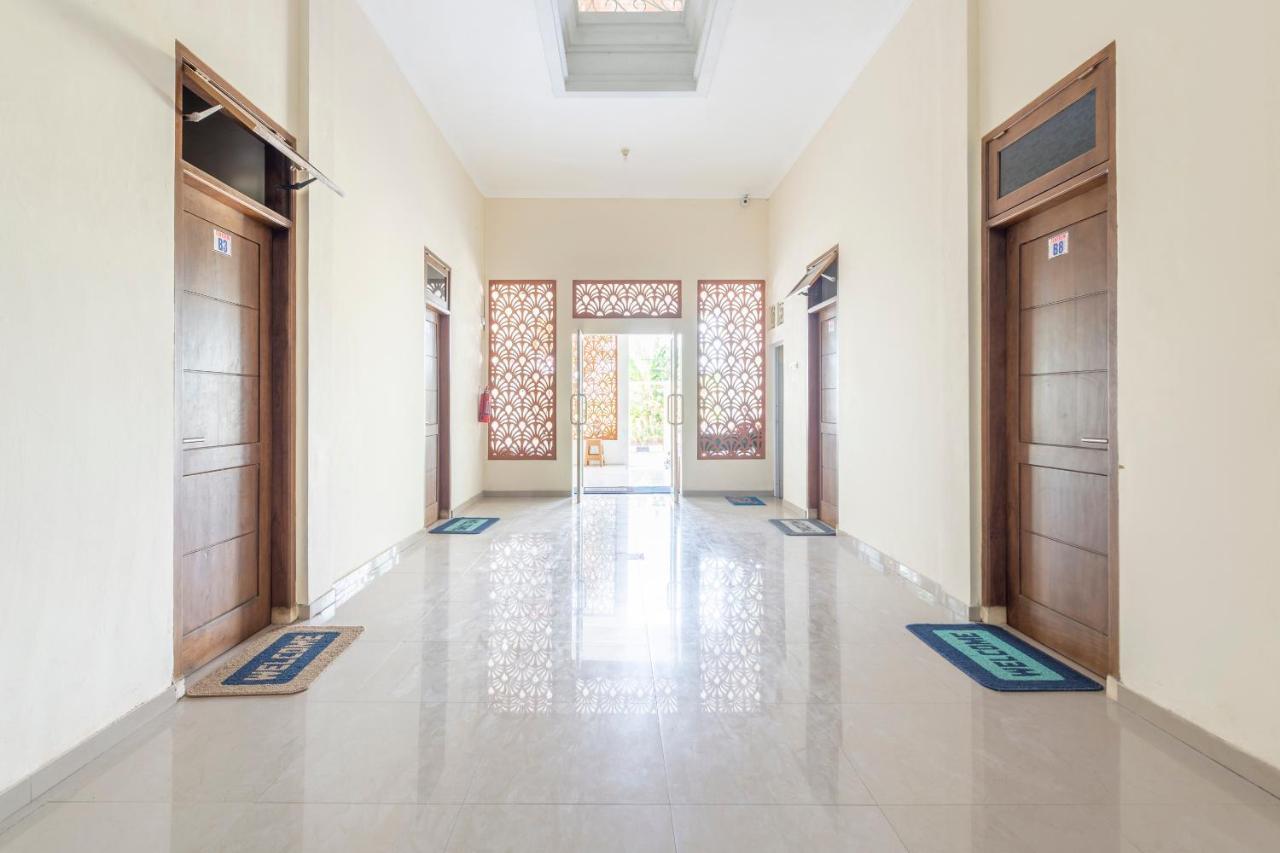 Oyo 3706 Griya Tentrem Syariah Lamongan Exterior foto